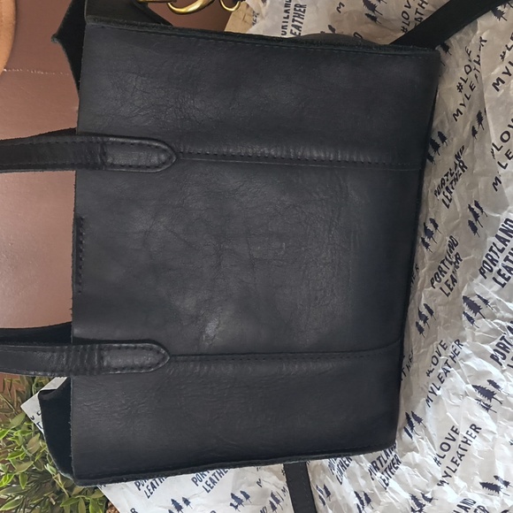 Portland Leather Goods Lola Crossbody Tote - Picture 4 of 6